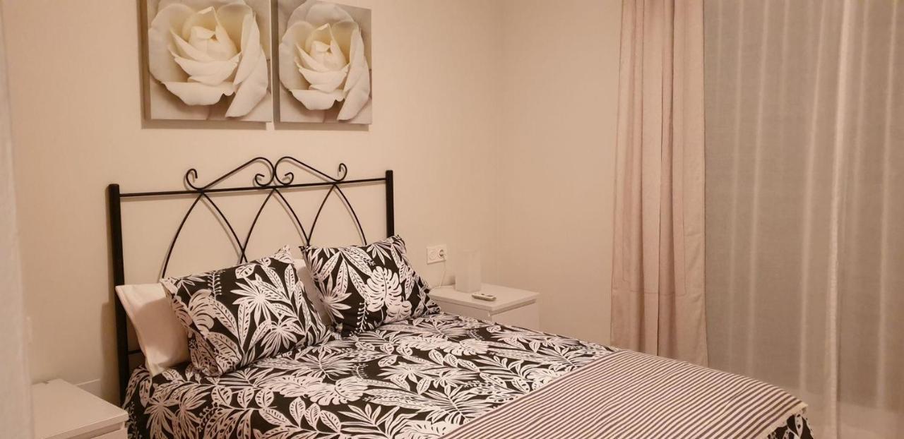 Neptuno 2B Menyber Apartment Нерха Екстериор снимка
